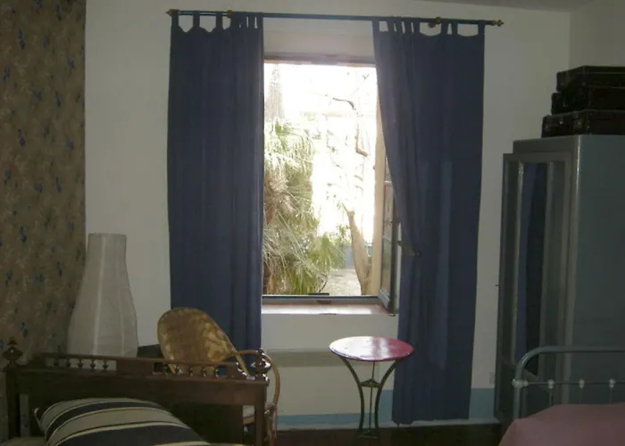 Maison De Maitre Comfortable